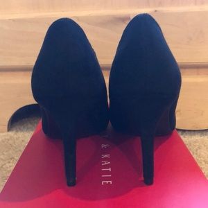 Kelly & Katie Shoes - Black Suede Pumps Kelly & Katie Shoes - Black Suede Pumps